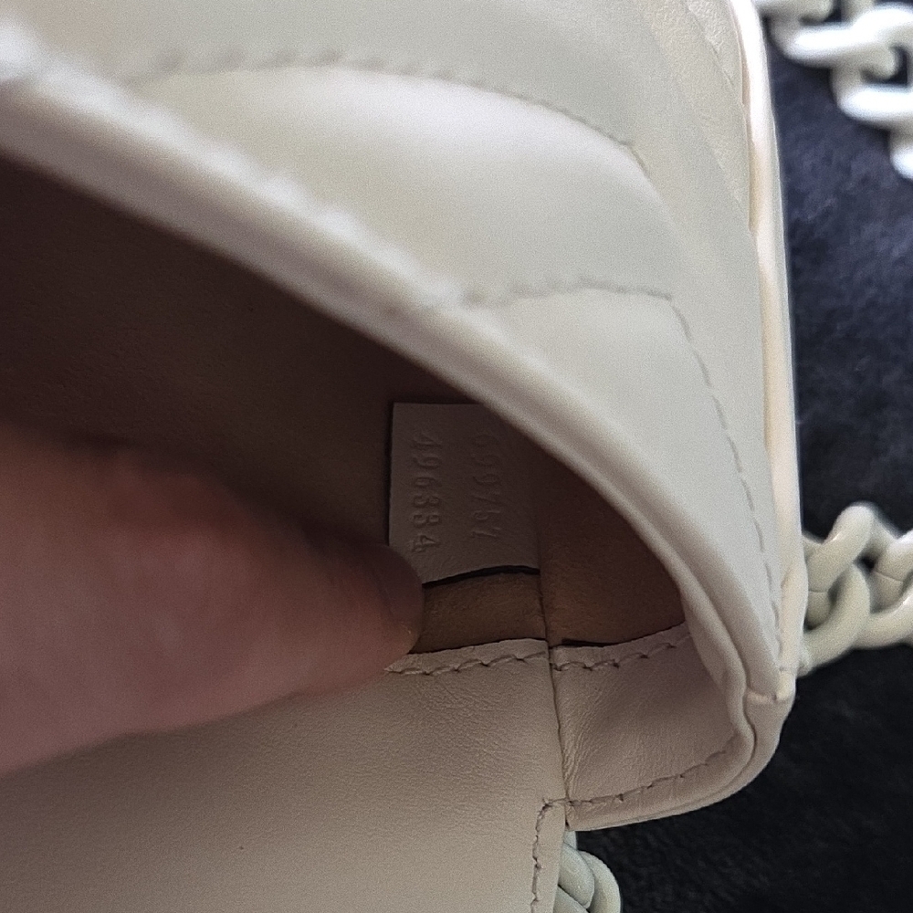 Gucci GG Marmont Flap Matelassé Quilted Marmont Super Mini Bag - Picture 8 of 8